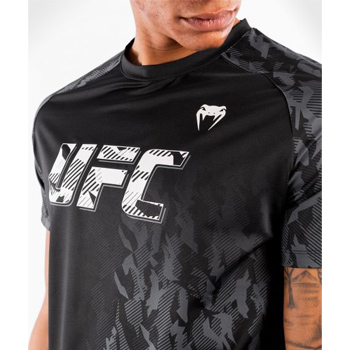 UFC Authentic Fight Week Men Performance Short Sle